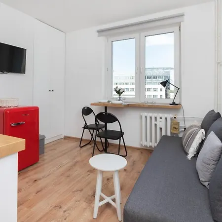 Διαμέρισμα Cozy Studio 3 In Downtown Γκντίνια